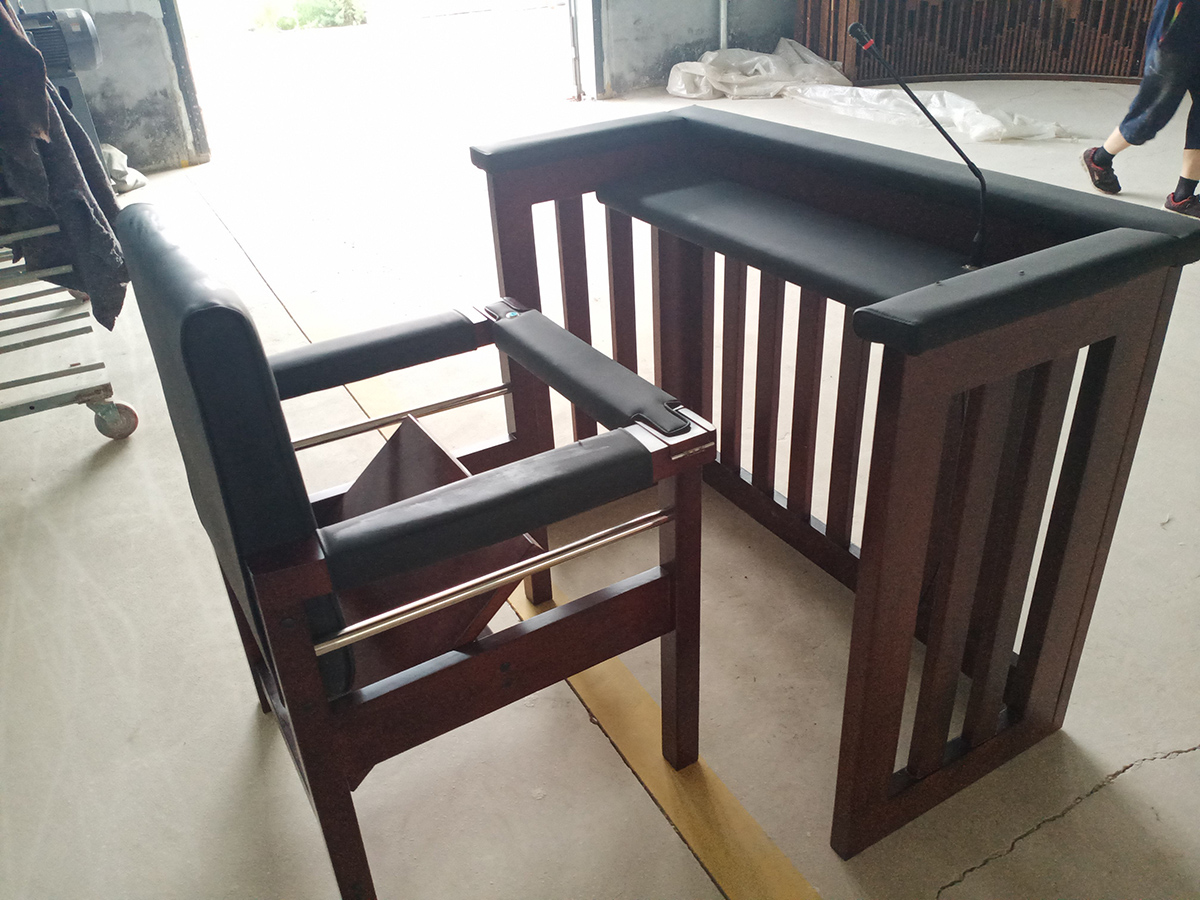 法院審判桌椅