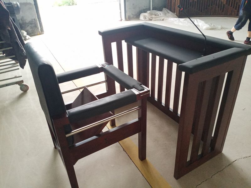法院審判桌椅
